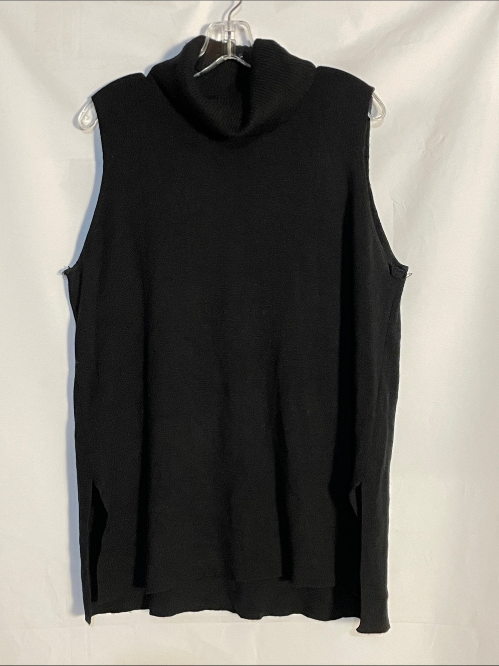 Bloomingdale's Black Sleeveless Turtleneck Tank, size 3X